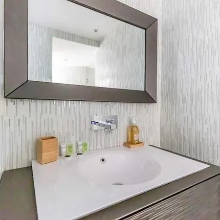 Modern - 1br 4p - Plaine-monceau Apartment *